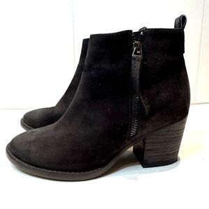 Blondo Vegas 2 Waterproof Black Nubuck Leather Block Heel Zip Up Ankle Boots 6.5